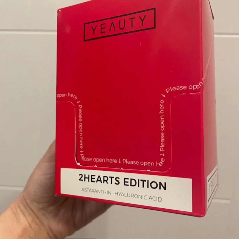 NIB Yeauty Bundle - 75 Pairs of Hydrogel Eye Masks 2Hearts Edition Hydrating